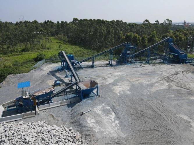 變廢為寶！茂湛高速改擴(kuò)建有妙招，碎石加工實(shí)現(xiàn)資源循環(huán)利用